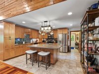 382 Barefoot Cove, Burnsville, NC 28714, MLS # 4157122 - Photo #4