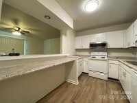 700 Farmhurst Drive Unit B, Charlotte, NC 28217, MLS # 4159347 - Photo #4