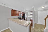 1230 Green Oaks Lane Unit C, Charlotte, NC 28205, MLS # 4159477 - Photo #4