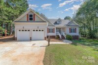 705 Flamingo Road, Clover, SC 29710, MLS # 4159910 - Photo #1