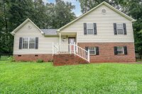 1966 Wellington Avenue, Newton, NC 28658, MLS # 4161204 - Photo #1