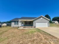 276 Green Meadows Drive, Taylorsville, NC 28681, MLS # 4162388 - Photo #1