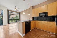 525 E 6th Street Unit 201, Charlotte, NC 28202, MLS # 4164962 - Photo #7