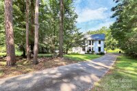 14301 Hackamore Drive, Matthews, NC 28105, MLS # 4166479 - Photo #2