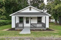 225 Charlesvoix Avenue, Lincolnton, NC 28092, MLS # 4167025 - Photo #1