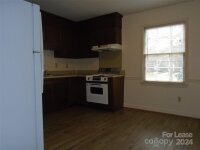 2141 Selwyn Avenue Unit 106, Charlotte, NC 28207, MLS # 4169973 - Photo #4