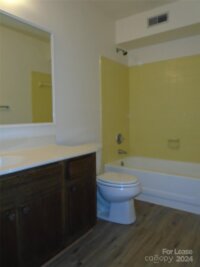 2141 Selwyn Avenue Unit 106, Charlotte, NC 28207, MLS # 4169973 - Photo #8