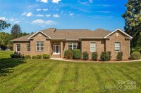 2427 Falcon Lane, Statesville, NC 28625, MLS # 4172202 - Photo #1