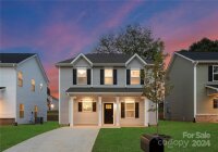 4213 Whispering Oaks Drive, Charlotte, NC 28213, MLS # 4172312 - Photo #1