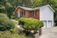 1801 Riverview Court, Hendersonville, NC 28739, MLS # 4172314 - Photo #2