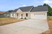 166 Tranquility Lane Unit 24, Harmony, NC 28634, MLS # 4172338 - Photo #3