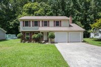 911 Foxborough Road, Charlotte, NC 28213, MLS # 4173130 - Photo #1