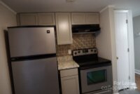 1050 21st Avenue Unit 70, Hickory, NC 28601, MLS # 4175990 - Photo #5