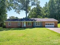 1444 Simmons Street, Newton, NC 28658, MLS # 4176029 - Photo #1