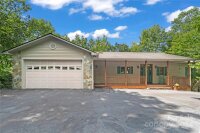 100 Utsonati Lane, Brevard, NC 28712, MLS # 4178449 - Photo #1