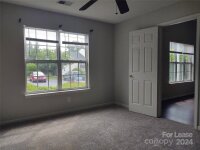 1728 Forest Side Lane, Charlotte, NC 28213, MLS # 4178782 - Photo #4