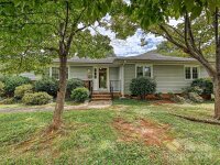 2142 Regent Court, Gastonia, NC 28054, MLS # 4179044 - Photo #1