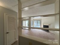 4804 Spring Lake Drive Unit E, Charlotte, NC 28212, MLS # 4179514 - Photo #4