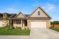 829 Wynnshire Drive Unit 57, Hickory, NC 28601, MLS # 4180375 - Photo #1