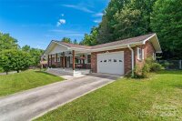 121 Auburn Park Drive, Waynesville, NC 28786, MLS # 4180555 - Photo #2