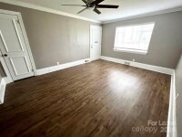 2231 Selwyn Avenue Unit 5, Charlotte, NC 28207, MLS # 4182180 - Photo #7