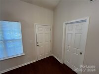 5227 Magnolia Tree Lane, Charlotte, NC 28215, MLS # 4183042 - Photo #4