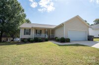 1608 Barbara Ann Circle, Kannapolis, NC 28083, MLS # 4183289 - Photo #1