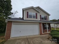 2008 8th Street, Hickory, NC 28602, MLS # 4183540 - Photo #1