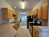 4000 Waterside Lane Unit B, Cramerton, NC 28032, MLS # 4185267 - Photo #4