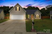 105 Badin Drive, Fletcher, NC 28732, MLS # 4185319 - Photo #1