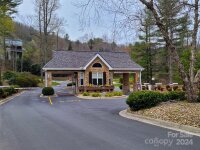 328 Carriage Crest Drive, Hendersonville, NC 28791, MLS # 4185469 - Photo #14