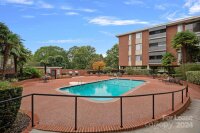 1300 Queens Road Unit 211, Charlotte, NC 28207, MLS # 4185592 - Photo #4