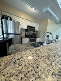 222 Queens Road Unit 54, Charlotte, NC 28204, MLS # 4187085 - Photo #3