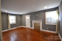 3227 Draper Avenue, Charlotte, NC 28205, MLS # 4188551 - Photo #3