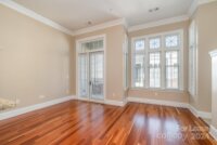 2810 Selwyn Avenue Unit 421, Charlotte, NC 28209, MLS # 4188769 - Photo #3