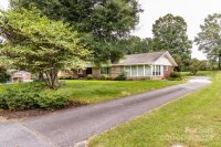 3511 Main Avenue Drive, Hickory, NC 28601, MLS # 4188844 - Photo #3