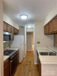 212 W 10th Street Unit 13, Charlotte, NC 28202, MLS # 4188983 - Photo #6