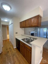 212 W 10th Street Unit 13, Charlotte, NC 28202, MLS # 4188983 - Photo #9