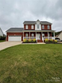 917 Aquaview Drive, Kernersville, NC 27284, MLS # 4189392 - Photo #1