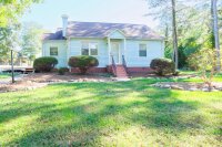 1350 8th Street, Hickory, NC 28601, MLS # 4190722 - Photo #1