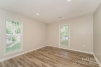 9504 Kent Village Drive, Charlotte, NC 28269, MLS # 4190908 - Photo #13