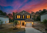 3911 Oakwood Road, Charlotte, NC 28269, MLS # 4191143 - Photo #1