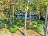 636 Cherokee Trace, Lake Toxaway, NC 28747, MLS # 4191342 - Photo #4