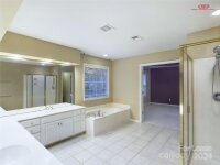 11027 Knight Castle Drive, Charlotte, NC 28277, MLS # 4191381 - Photo #31