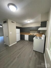 405 17th Avenue Unit 18, Hickory, NC 28601, MLS # 4191481 - Photo #6