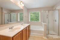 6442 Ridgeview Commons Drive, Charlotte, NC 28269, MLS # 4191653 - Photo #16