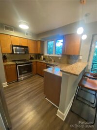 2427 Vail Avenue Unit B17, Charlotte, NC 28207, MLS # 4191731 - Photo #18