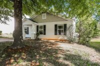 4318 Cochran Farm Lane, Charlotte, NC 28269, MLS # 4192197 - Photo #3