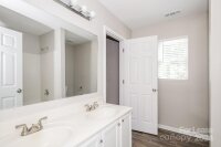 5924 Hamilton Oaks Drive, Charlotte, NC 28216, MLS # 4192217 - Photo #12