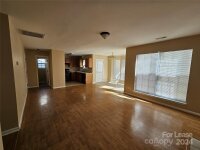 3020 Fairglen Road, Charlotte, NC 28269, MLS # 4192603 - Photo #4